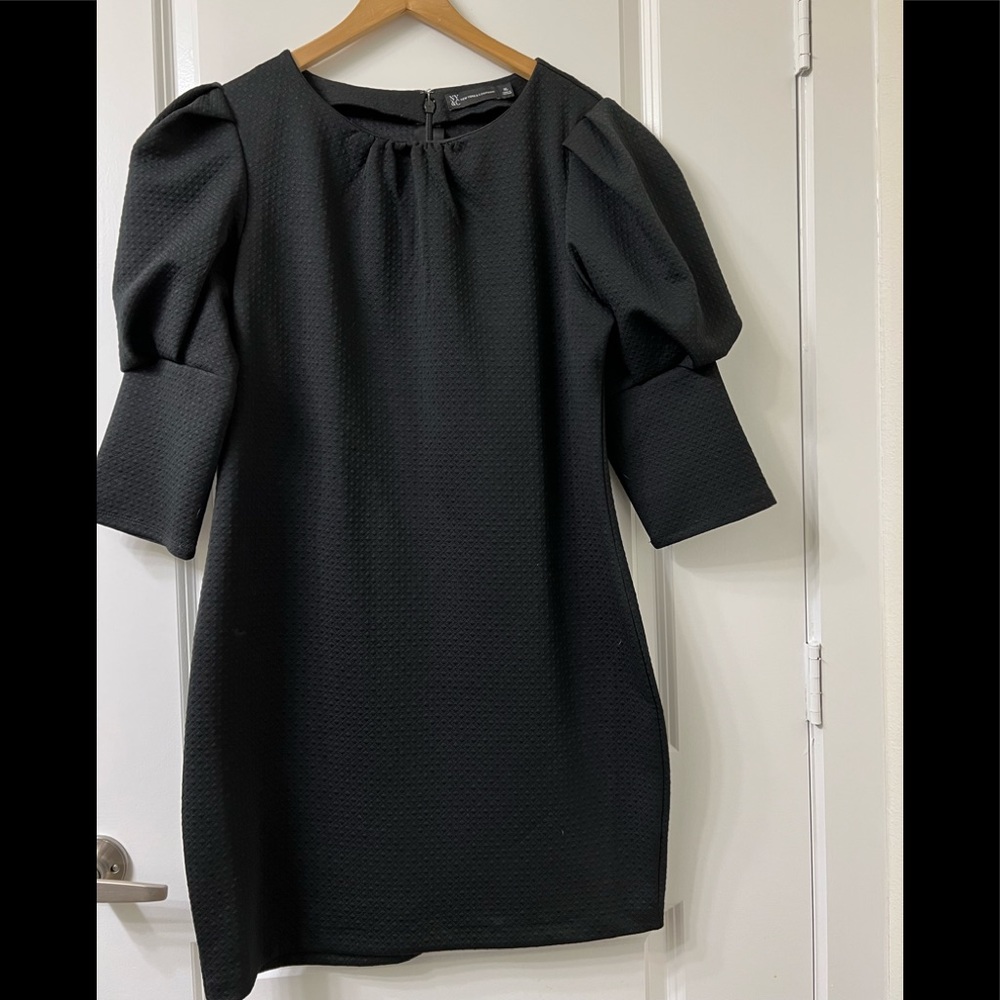 Bodycon puff sleeve black dress- Never Worn